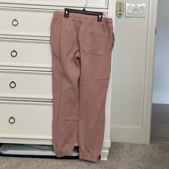 #0409 Pink Taylor Swift 1989 Sweatpants Size Small Brand Taylor Swift - Picture 2 of 3